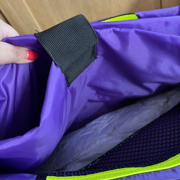 Kenneth Cole Reaction Black / Neon Yellow Tote Bag BNWT - Picture 9 of 11